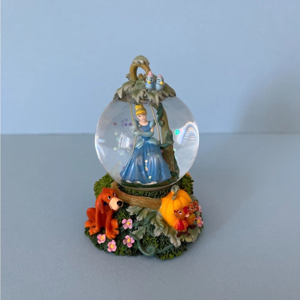 Vintage Disney Store Cinderella Swing Scene Mini Snow Globe Pumpkin & Mice